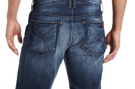 traseiro de calça jeans homem